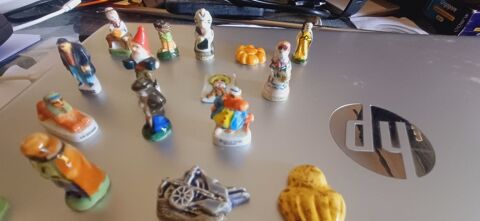 Part lot 23 fves cramiques pour collectionneur. 29 Solaize (69)