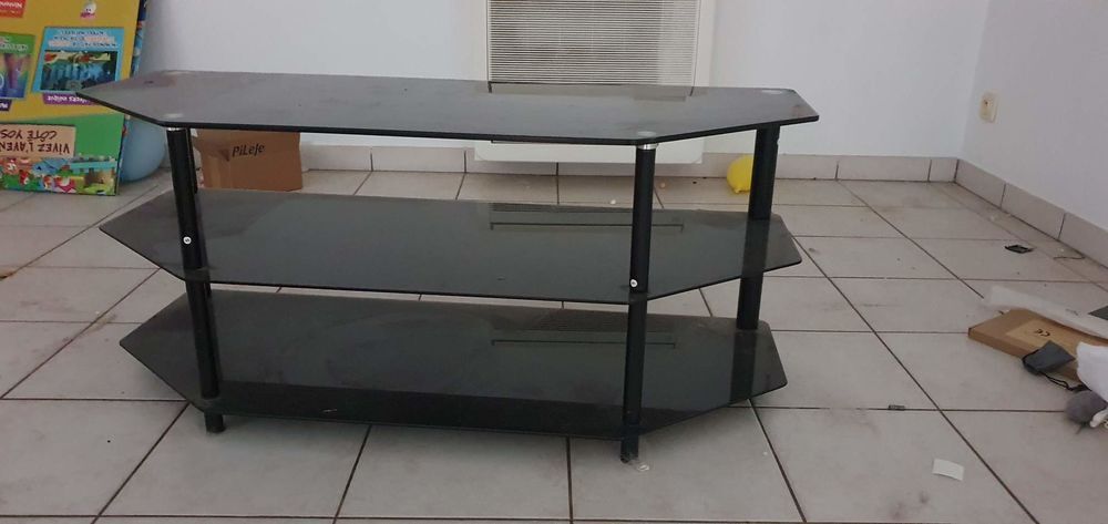 meuble t&eacute;l&eacute; Meubles