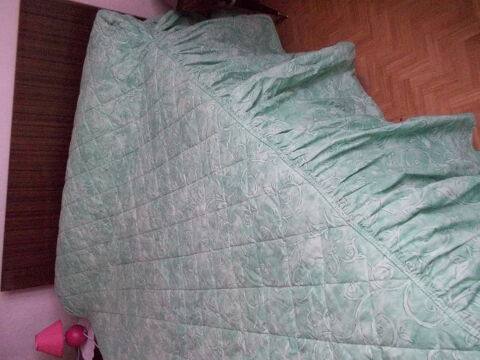 dessus de lit vintage 0 Toulon-sur-Arroux (71)