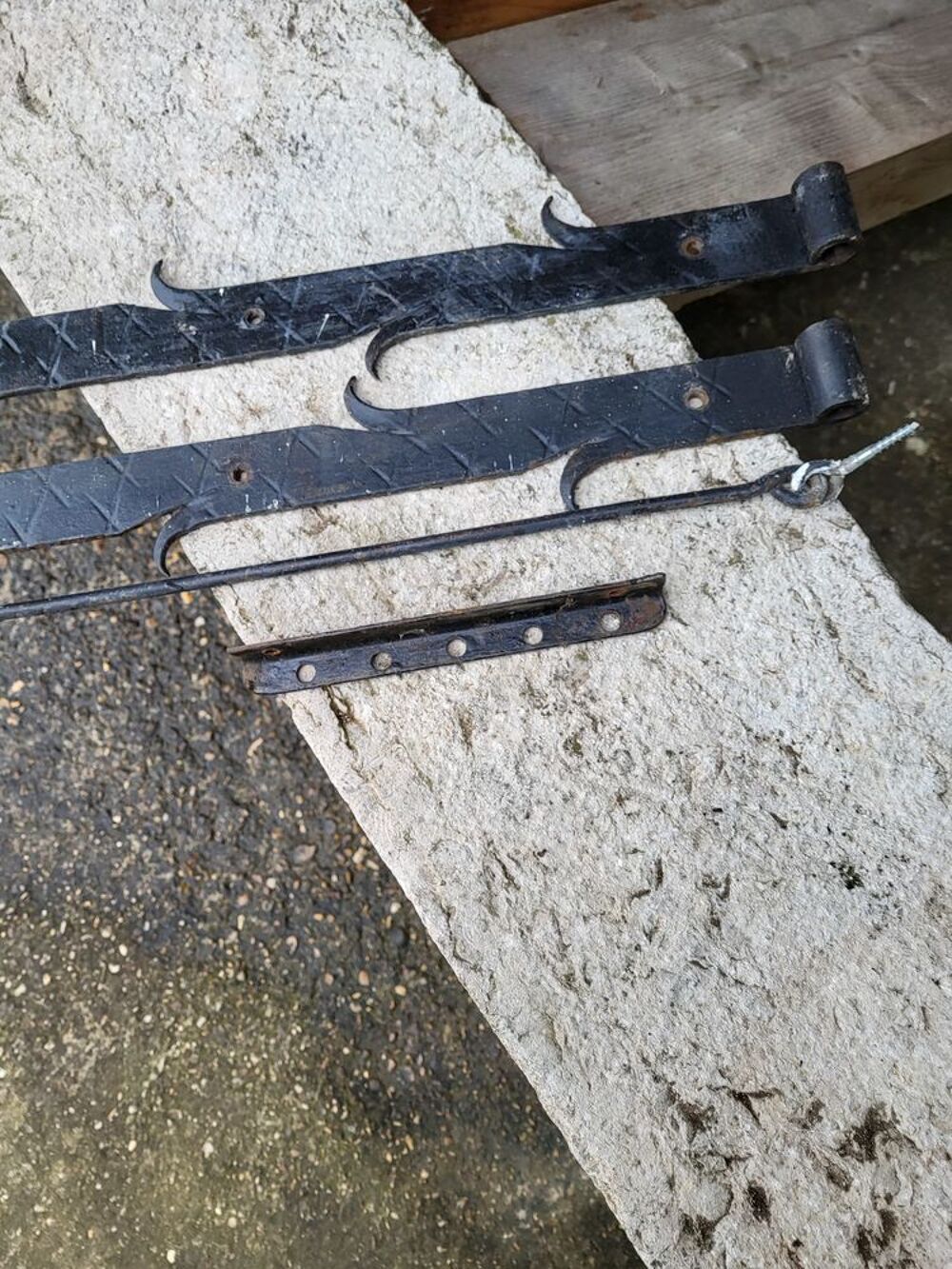 Pentures &agrave; volets + cr&eacute;maill&egrave;res Bricolage