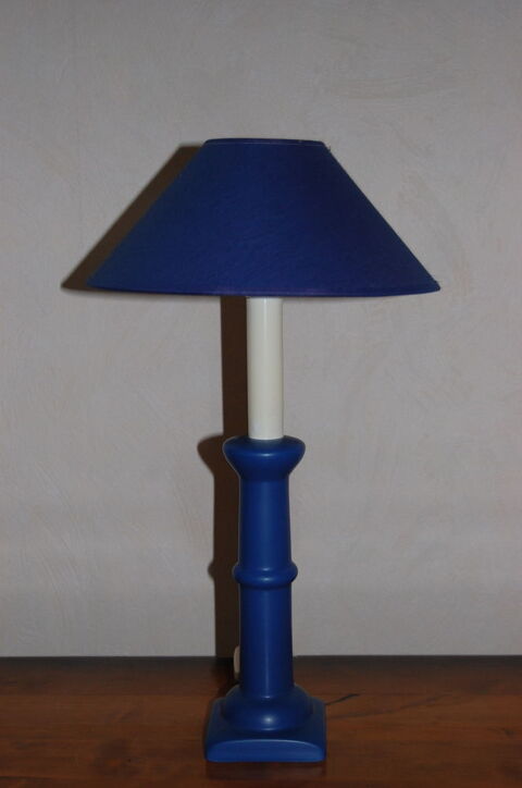 Lampe de chevet bleue et blanche style bord de mer 8 Wasquehal (59)
