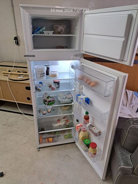 Réfrigérateur / congélateur Samsung double porte très bon fo Saintry-sur-Seine (91)