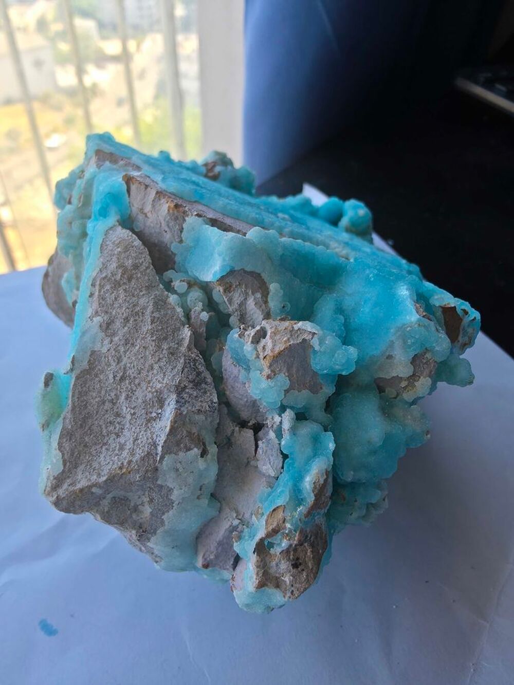 Grand Min&eacute;ral H&eacute;mimorphite Bleue Naturelle Congo-14,5 cm 