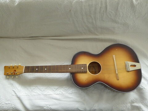 Guitare Paul Beuscher	 80 Bièvres (91)