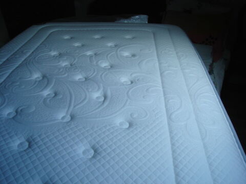 MATELAS 120/190 300 Quimper (29)