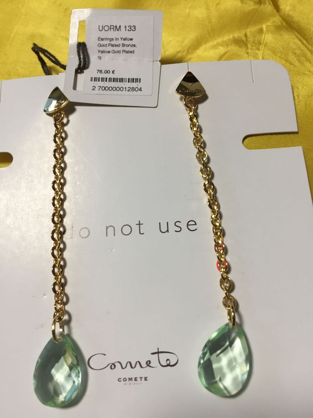 boucle d'oreille marque com&egrave;te UORM 133 Bijoux et montres