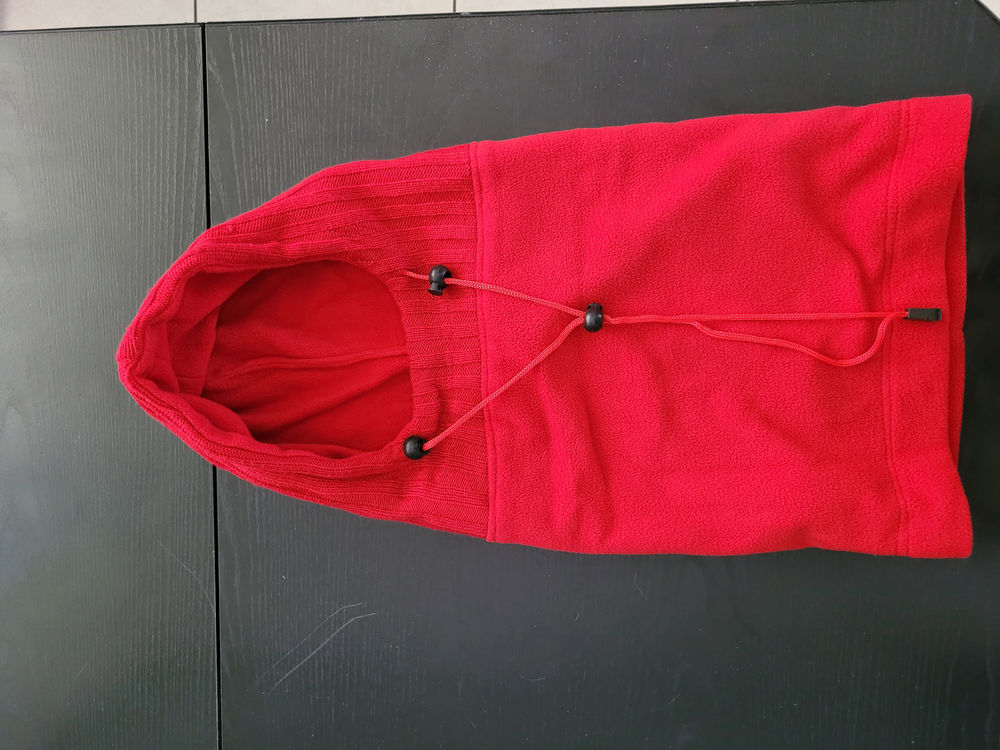 Cagoule polaire rouge Canadian Design Vêtements