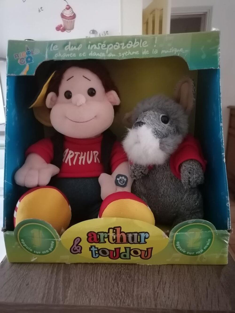 peluche anim&eacute;e et chantante Jeux / jouets