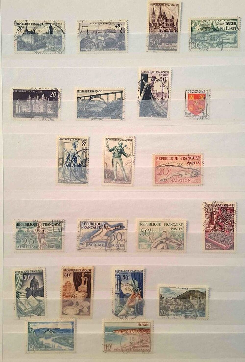 S&eacute;rie de timbres de collection de France B 