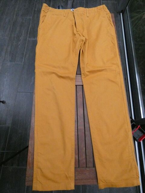 pantalon homme  
20 Pradines (42)