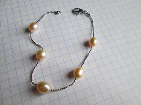 Bracelet perles fantaisie couleur crème rosée et argenté 8 Herblay (95)