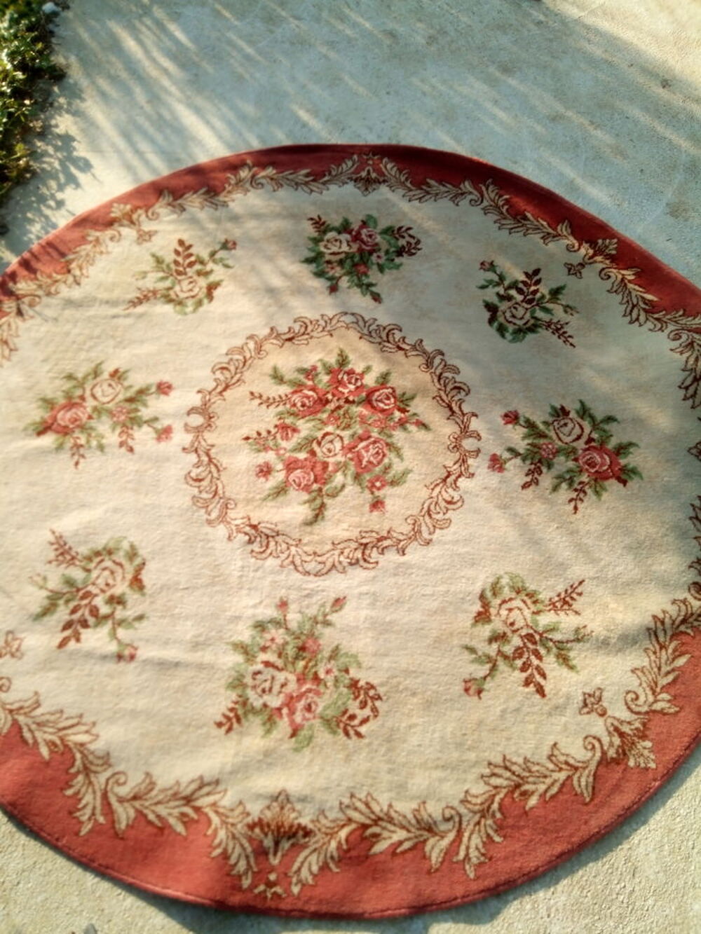 TAPIS ROND 2m de diam&egrave;tre Décoration