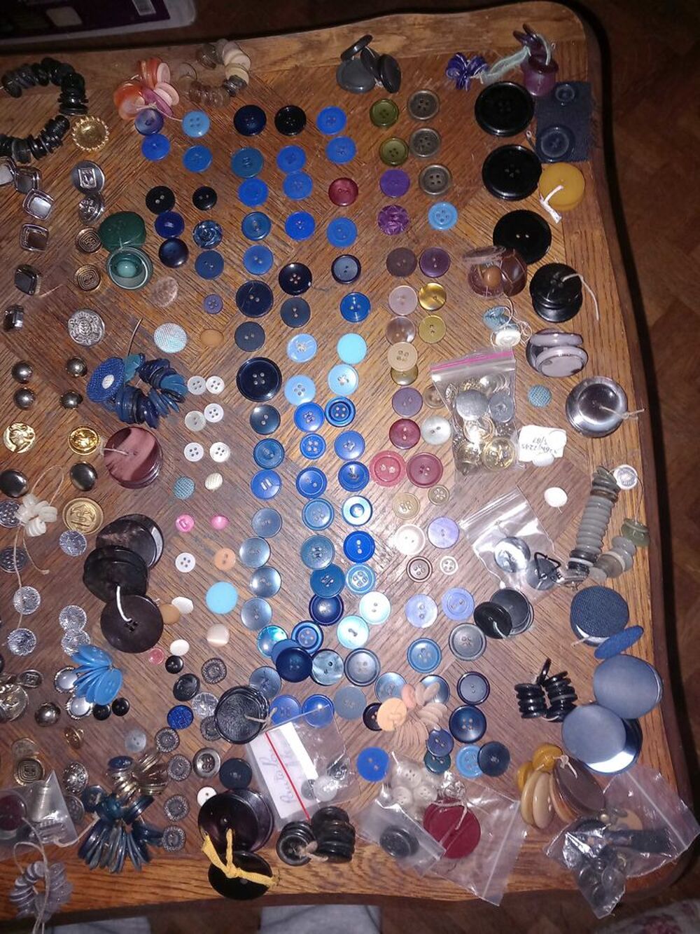 2141 boutons de coutures Bricolage