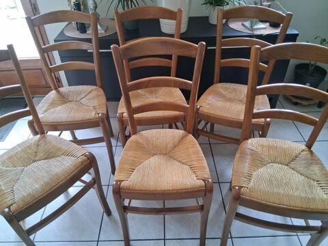 Lot 6 chaises en bois Tourlaville (50)