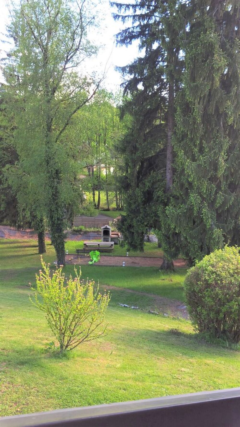   VACANCES EN CHALET
LAC D ANNECY  
Terrasse Parc parking priv Rhône-Alpes, Talloires (74290)