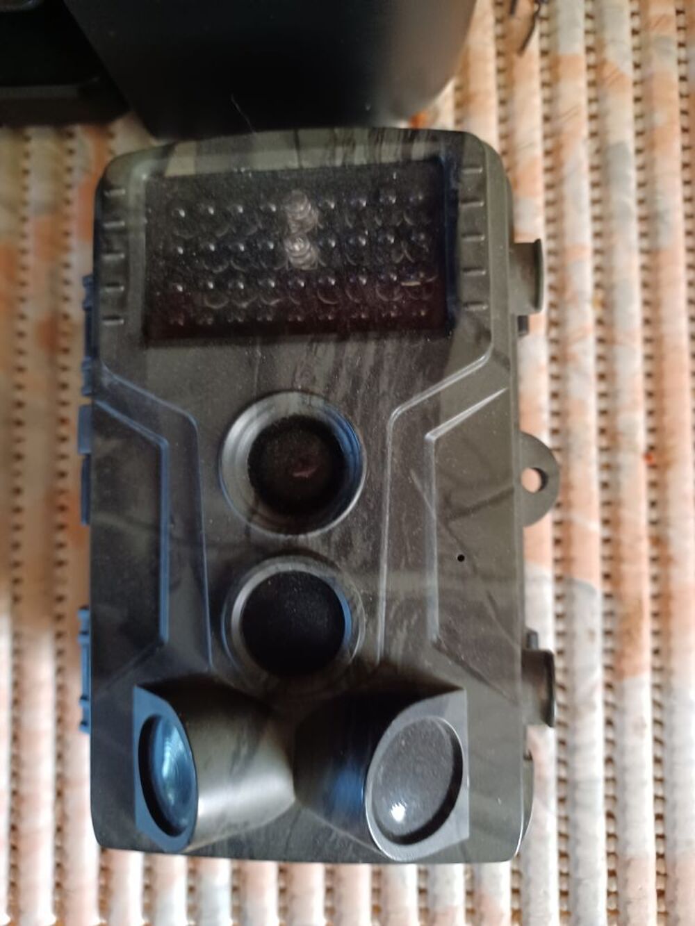 LOT CAMERAS DE CHASSE + DIVERS Photos/Video/TV