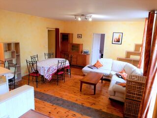  Appartement à louer 3 pièces 80 m²