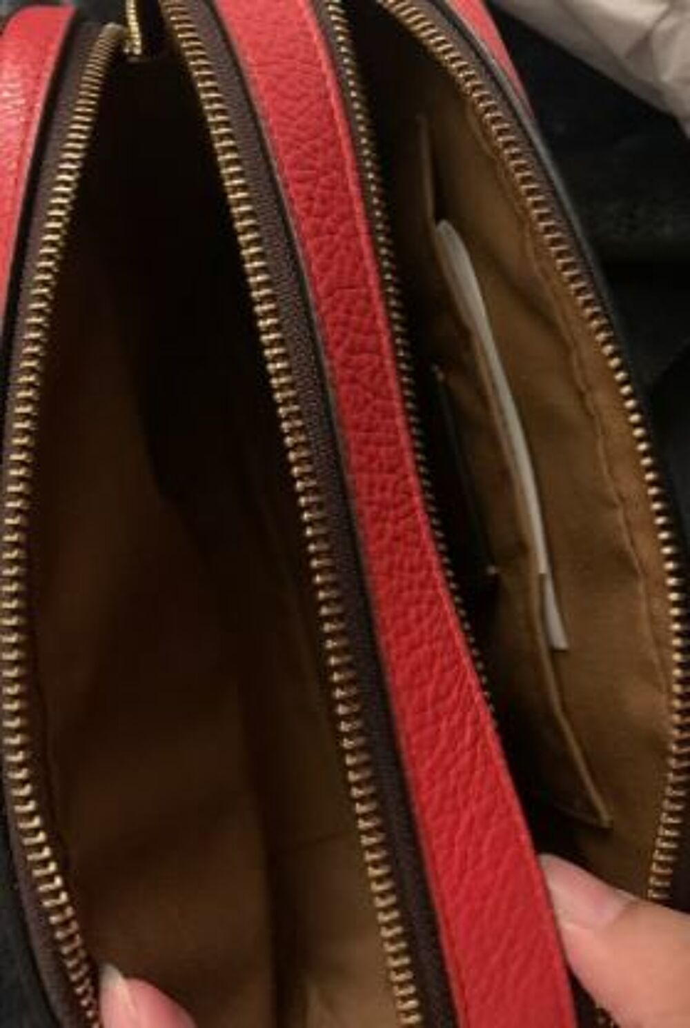 SAC PORTE CROISE COACH MARVEL Bijoux et montres