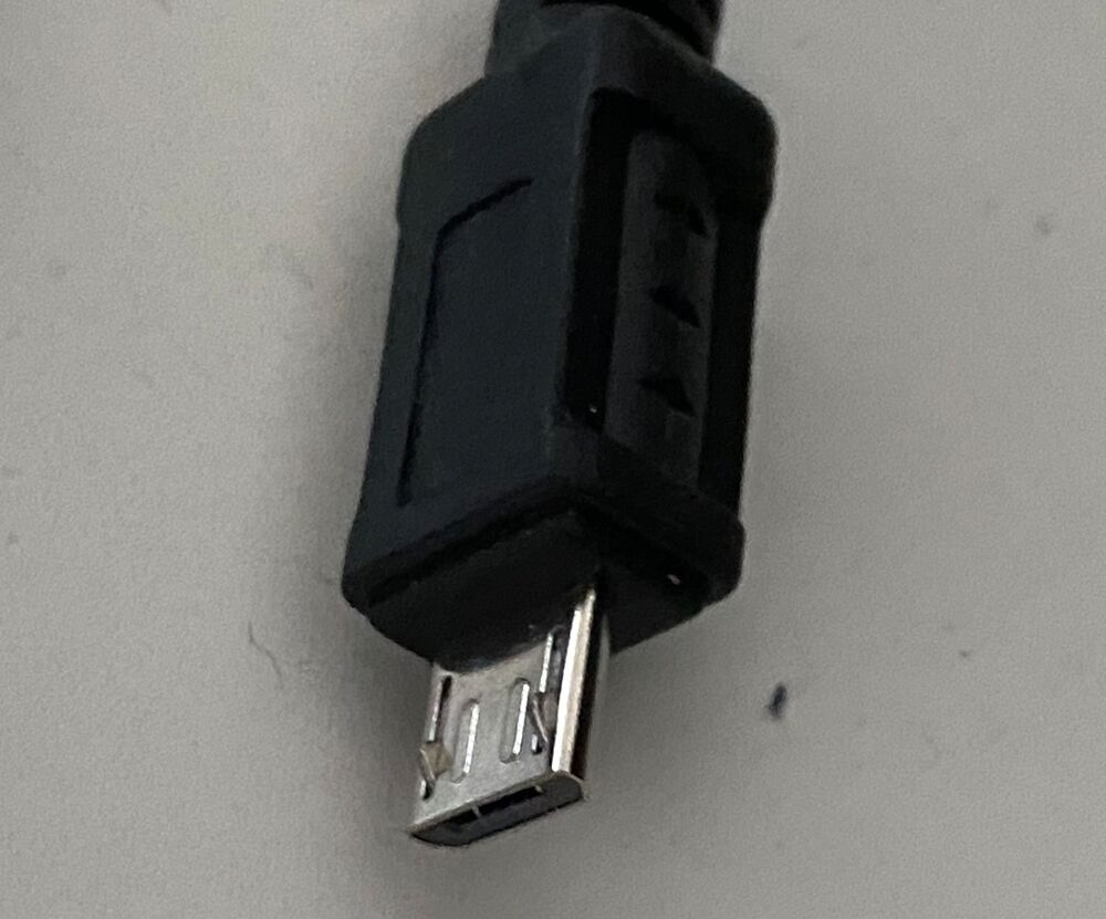 LOT 2 c&acirc;bles USB C Matériel informatique