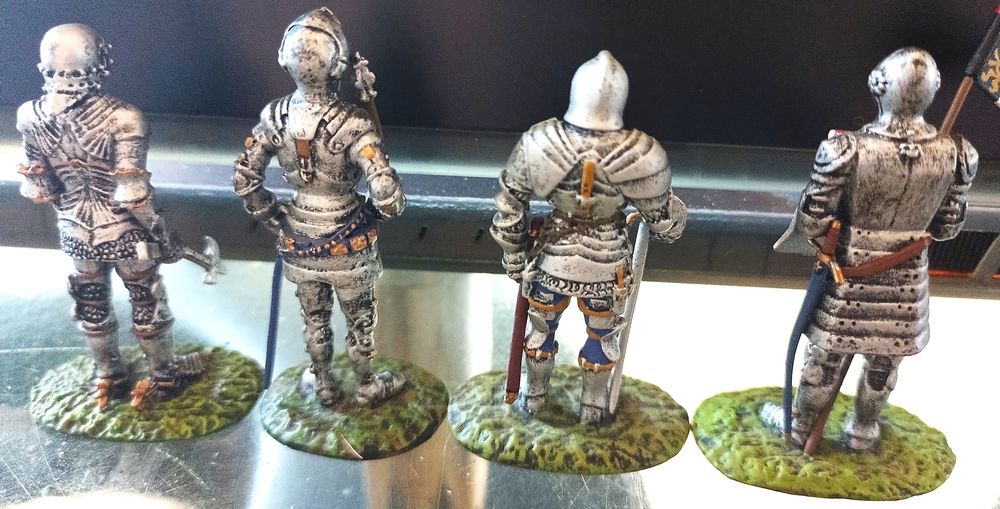 Lot 4 soldats de plomb"Guerriers du Moyen-Age"Del Prado 1/32 