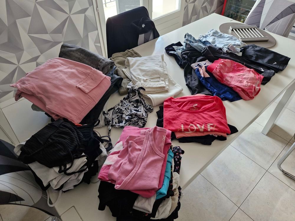 lot de v&ecirc;tements de fille Vêtements