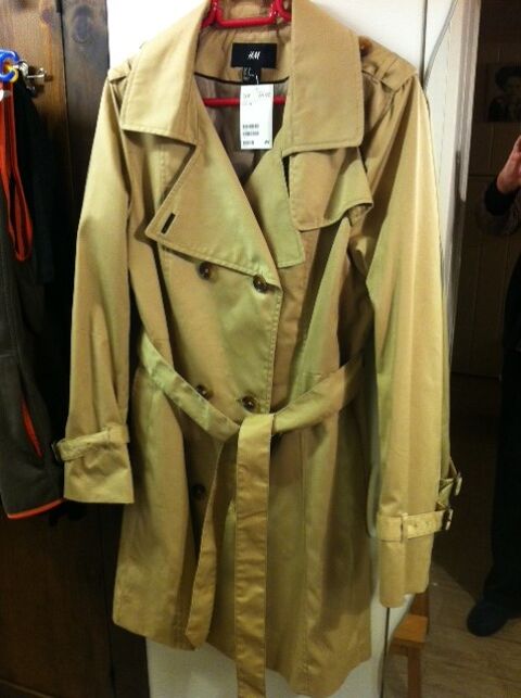 Gabardine beige 44/46 neuve avec étiquette 45 Gravon (77)