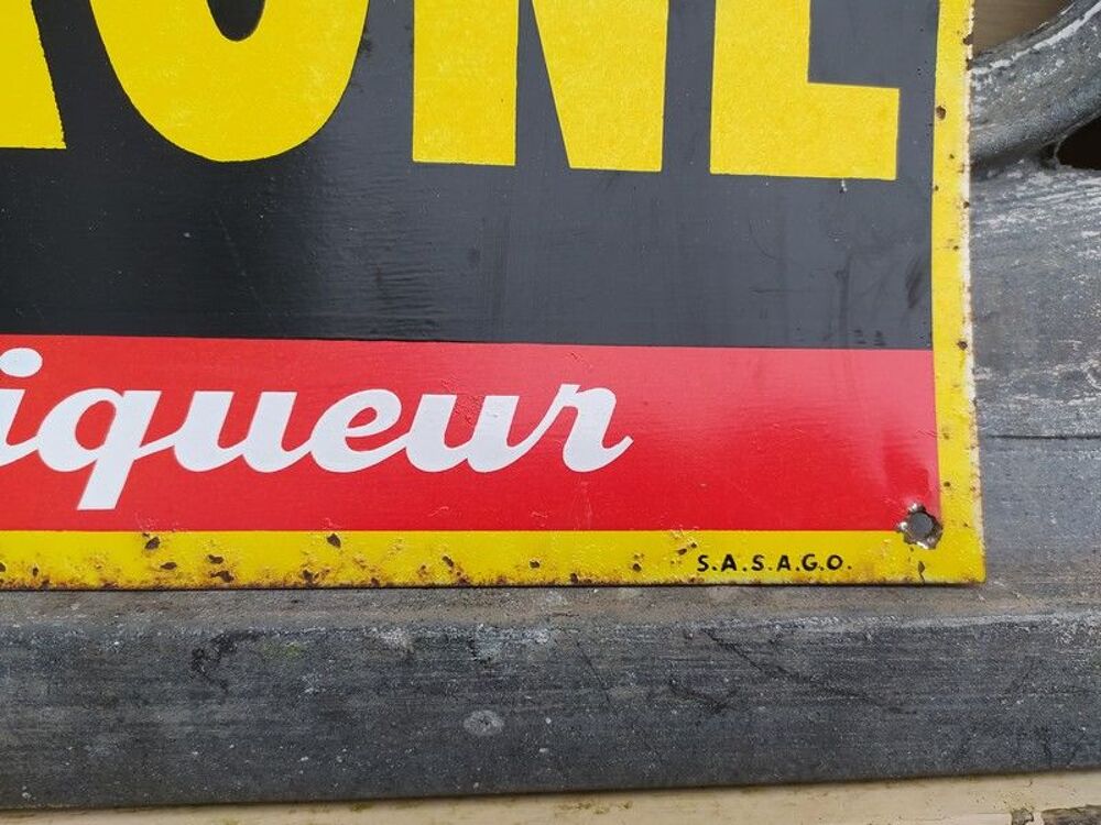 Plaque T&ocirc;le Publicitaire Auvergne Gentiane Liqueur 

