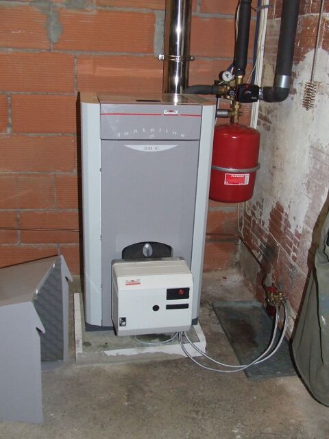 chaudi�re fuel 2500 Saint-Laurent-de-la-Cabrerisse (11)