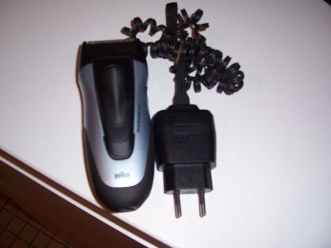 RASOIR ELECTRIQUE BRAUN SMART CONTROL SPORT  NEUF 30 Soullans (85)