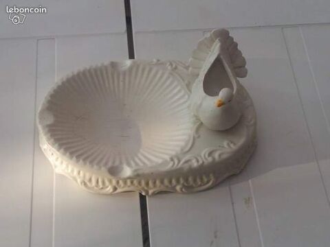 Tr�s vieux cendriers avec colombes vintage et autres mod�les 0 M�rignies (59)