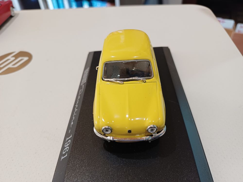 Dauphine 1961 model norev 1/43eme 