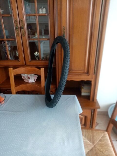 Pneu b'twin 26/2 crosse 8 Herblay (95)