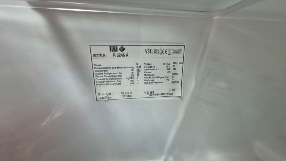 R&eacute;frig&eacute;rateur cong&eacute;lateur Far 99 eur Electrom�nager