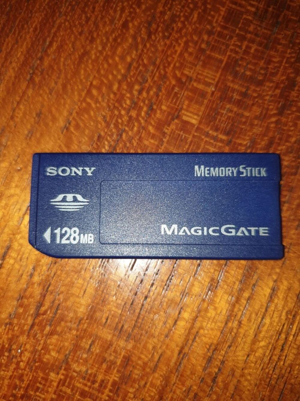 PDA SONY CLIE peg-t675c et Sony Ericsson 7610 Matériel informatique