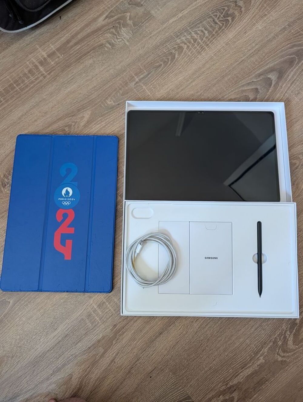 Samsung Galaxy Tab S9 Ultra 256Go WIFI
Téléphones et tablettes