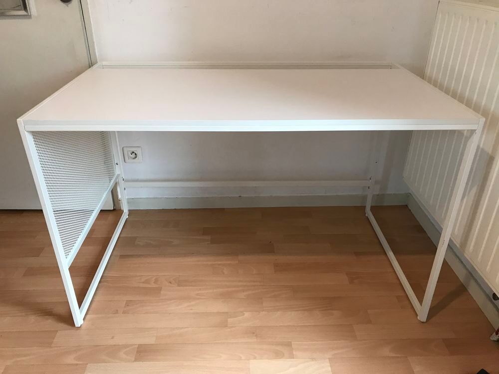 Bureau bois et m&eacute;tal blanc 120 x 71,5cm Meubles