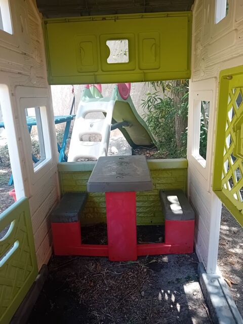 Maison de jardin pour enfants marque SMOBY 150 Marseille 12 (13)