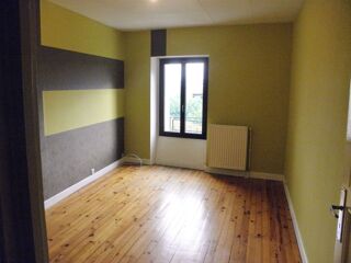  Appartement à louer 3 pièces 90 m² Espaly-saint-marcel