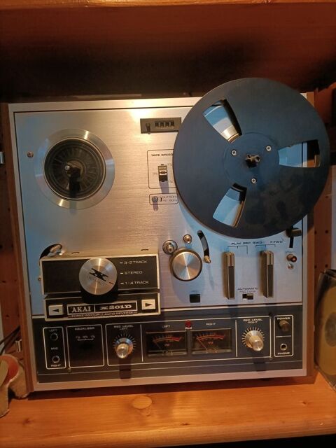 Magnetophone � bandes Akai X201D 190 Tournefeuille (31)