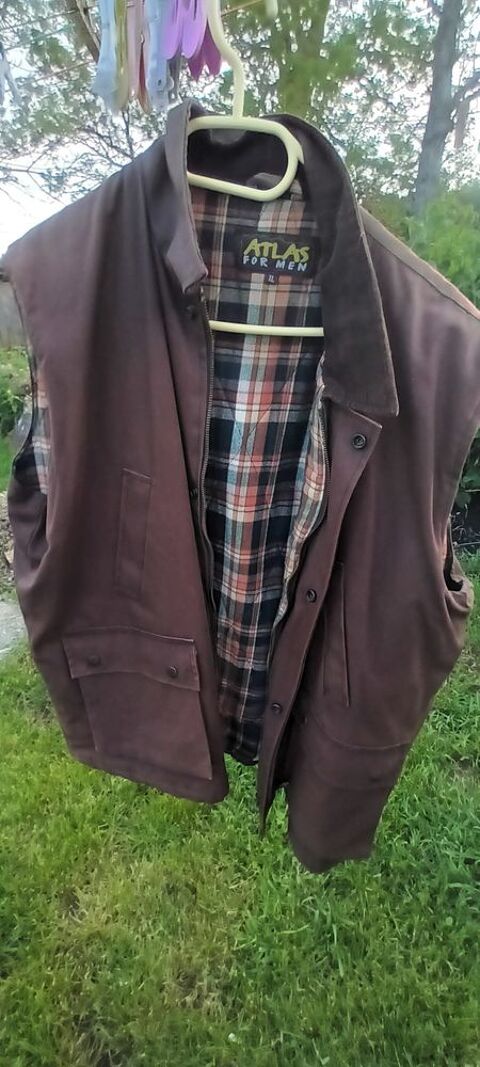  veste sans manche  homme atlas formen  t xl couleur marron  10 Montfaucon-en-Velay (43)