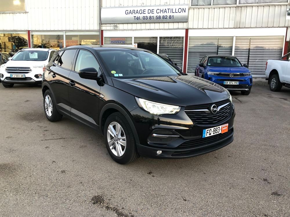 Grandland x Grandland X 1.5 Diesel 130 ch BVA8 Edition Business 2020 occasion 25870 Châtillon-le-Duc