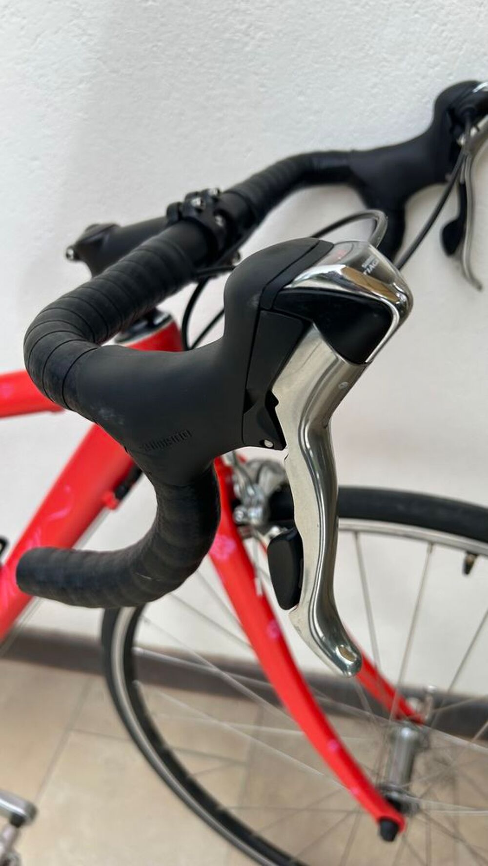 V&eacute;lo de course femme quasi neuf Vélos