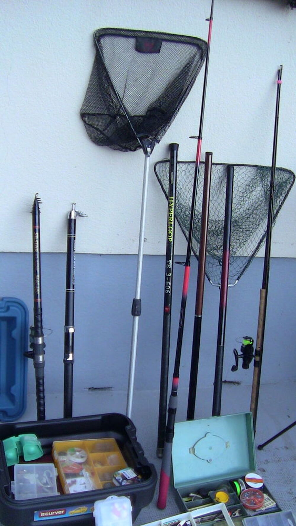 Lot d'articles de p&ecirc;che Sports