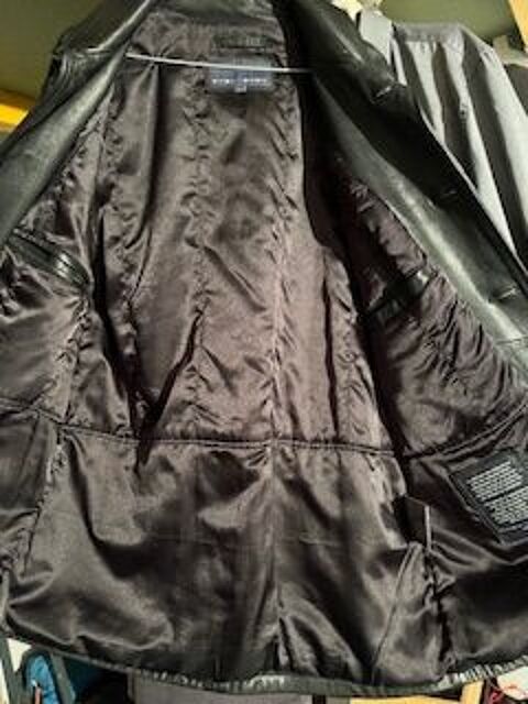 Veste Chevignon cuir noir 120 Cannes (06)