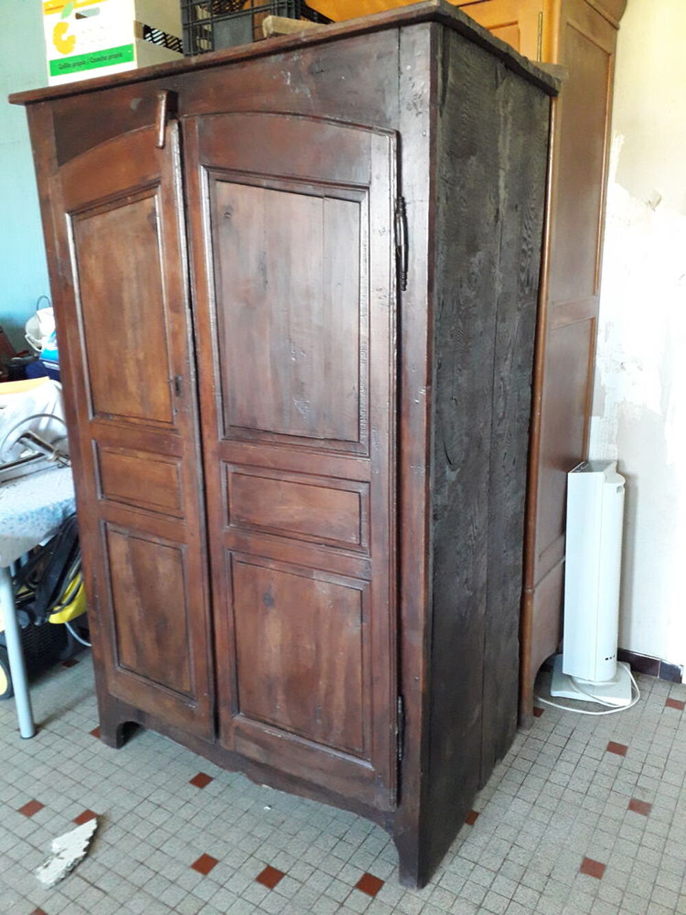 Armoire Ard&eacute;choise ancienne Meubles