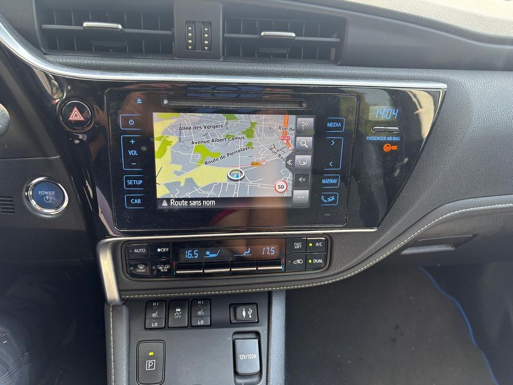 Auris Touring Sports Hybride 136h Executive 2017 occasion 95610 &Eacute;ragny