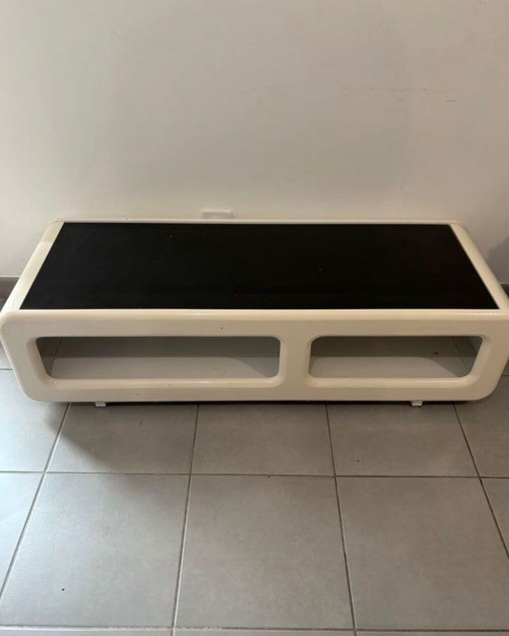 ce meuble TV 115x31x43 Meubles