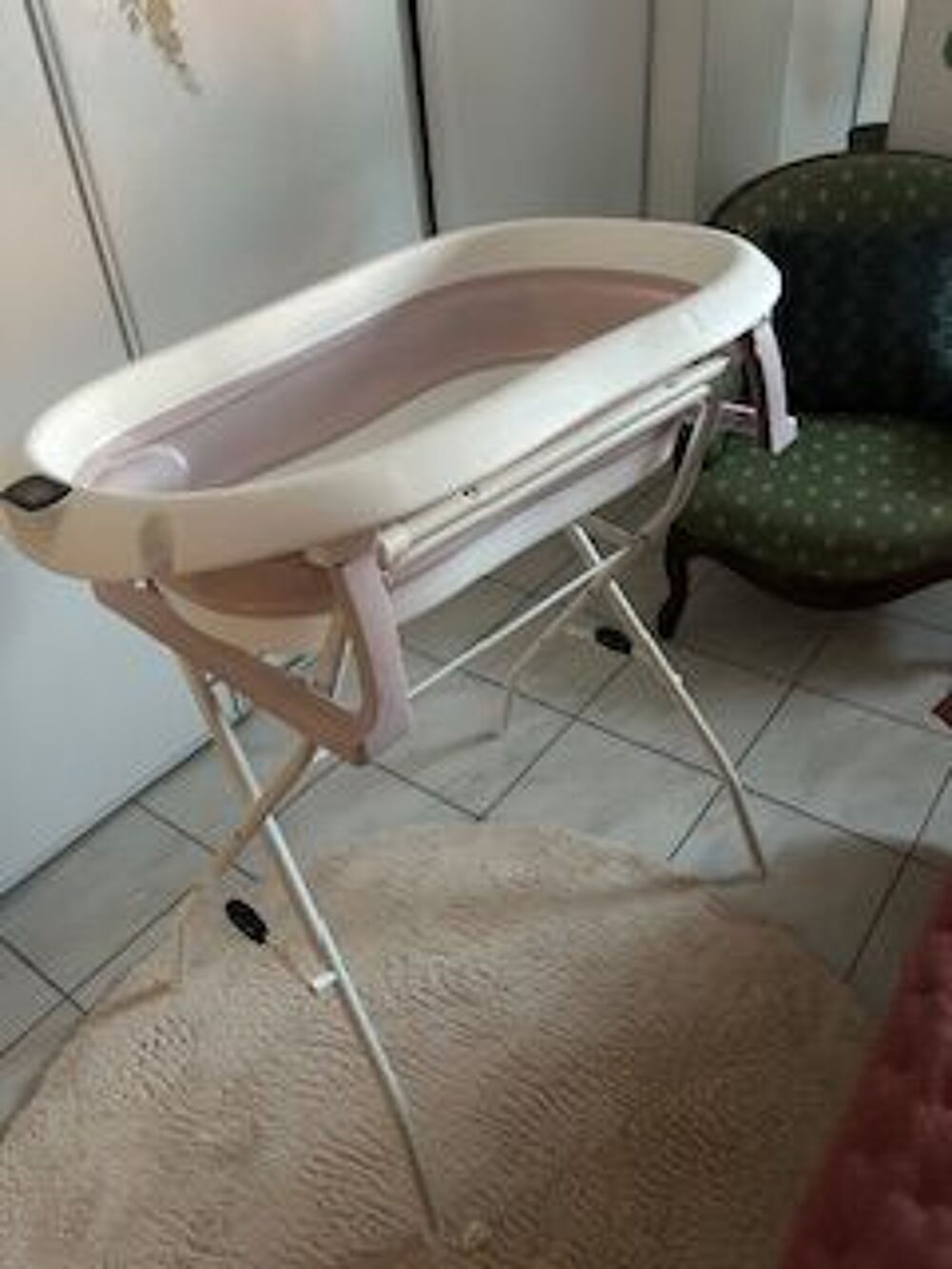 Baignoire pliable et pieds support rabattable Mobilier enfants