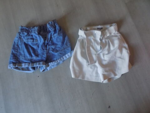 2 shorts, 1 pull et 1 haut 1 La Motte-d'Aveillans (38)