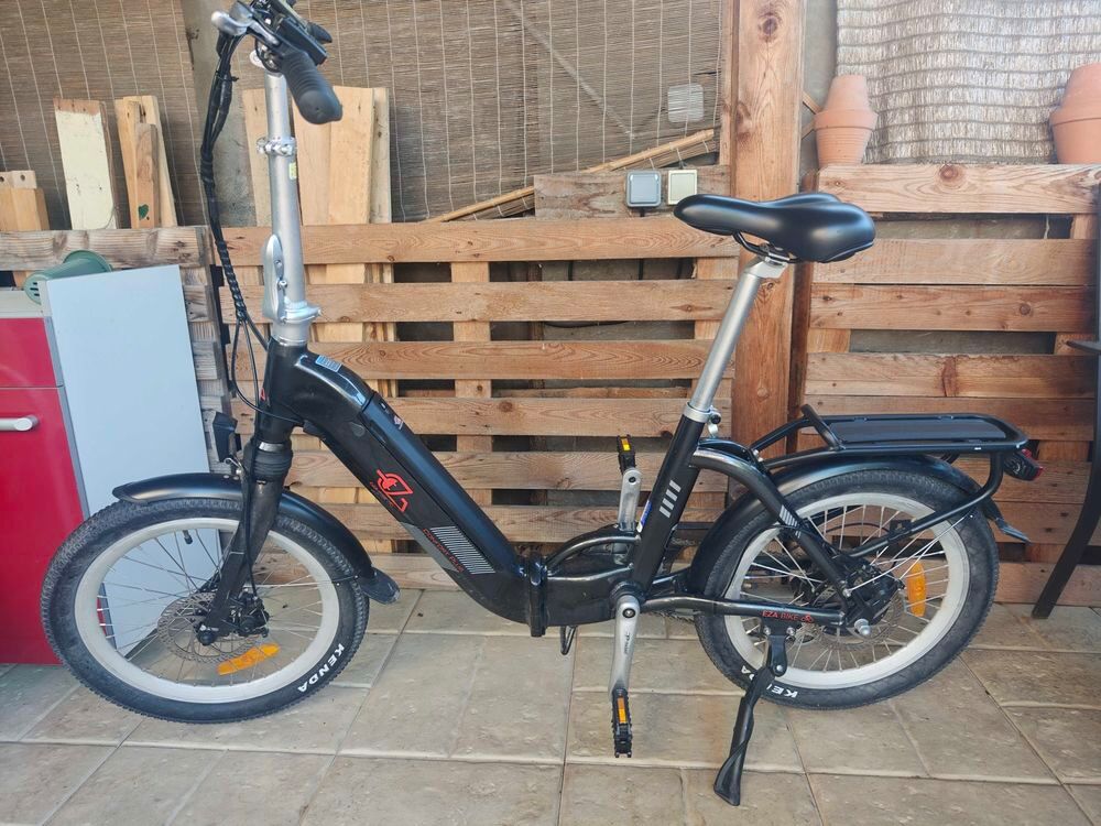 V&eacute;lo &agrave; assistance &eacute;lectrique pliant Vélos